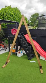 Folding wedding ceremony archway