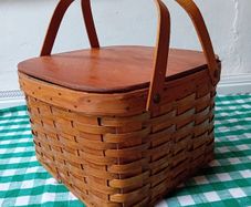 Vintage Picnic Hamper