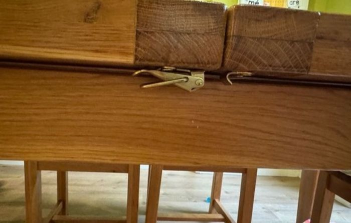 Solid Oak Extendable Table