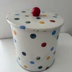 Emma Bridgewater biscuit tin