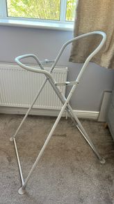 shnuggle bath stand