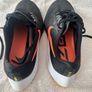 mens run Nike special edition. Image 3