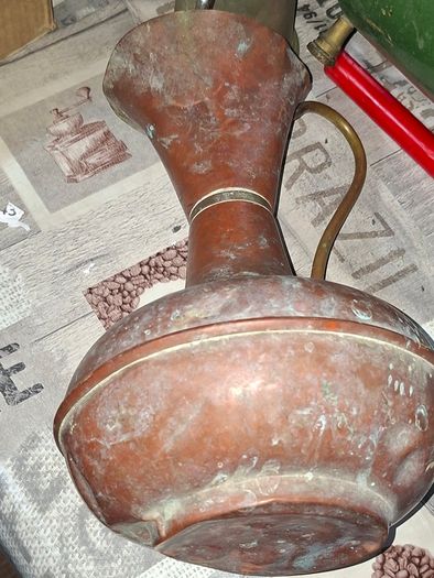 2 Large Vintage Copper Pitcher's, PRICE IS FOR 1 ONLY, Postage available or Collection