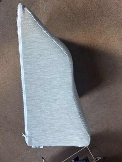 Elevated leg pillow