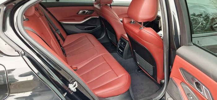 BMW 3 Series 330e G20 LCI  Sport Spec