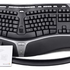 Microsoft Natural Ergonomic Keyboard 4000 UK Layout  Like New Pristine Condition