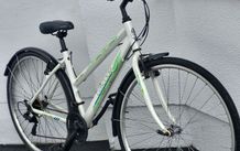Ladies cheap inexpensive runaround I took as part X  sold as is seen