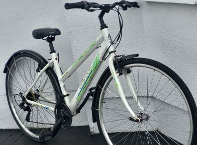 Ladies cheap inexpensive runaround I took as part X  sold as is seen