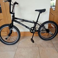 PLANET X,  BMX Freestyler with pegs, Age 9/13, in perfect condition