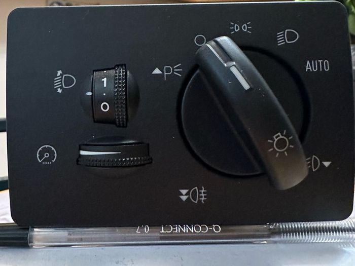 Main Light Switch (Ford Transit)