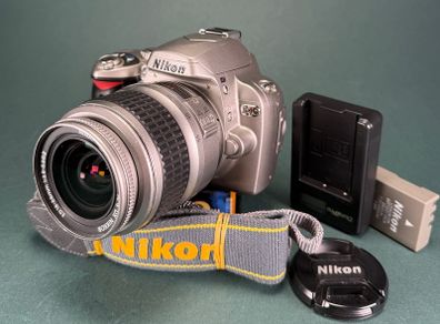 Nikon D40 with AF-S NIKKOR 18-55mm 1:3.5-5.6G ED lens