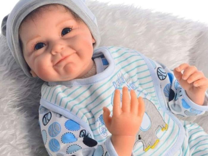 Ultra Realistic Baby Boy Reborn Dolls, Soft Silicone Vinyl Lifelike Handmade Reborn Ideal Xmas Gift LOTS OF DOLLS AVAILABLE, SEE PHOTOS FOR ALL OPTIONS (FREE POSTAGE)