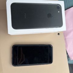 Apple Iphone 7 Black 32GB, battery health 95%
