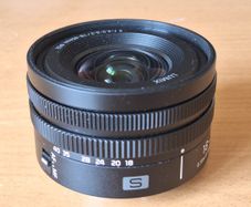 Panasonic Lumix L mount 18-40mm S lens