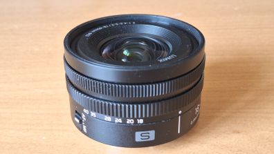 Panasonic Lumix L mount 18-40mm S lens