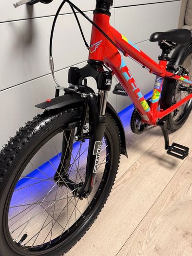FELT Q20 Kids Bike 20 inch (Like New)