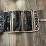 Adrienne Vittadini toiletries/ cosmetic bag Image 3