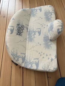 Nursing pillow