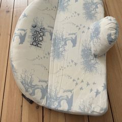 Nursing pillow