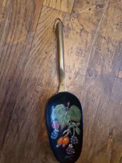 vintage toleware