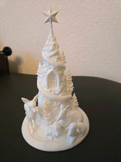 Christmas tree ornament with deer