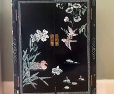 Vintage Mid-Century Chinoiserie Black Lacquer Accent Cabinet