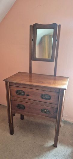 Antique vanity table