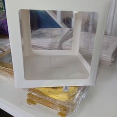Balloon boxes