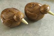 Cute little pair of New Zealand Kiwi sat and pepper shakers - vintage kitchy collectible salt and pepper shakers