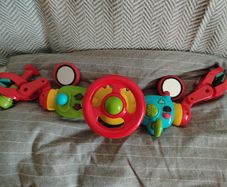 Toy steering wheel