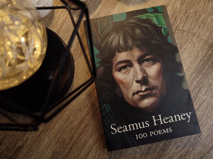 100 Poems ! by Seamus Heaney ! 2020 ! by Faber & Faber !