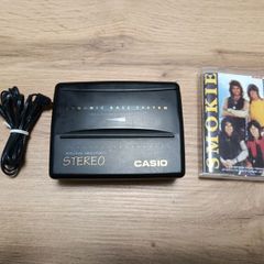 Casio W-885 Personal Mini Stereo cassette player.