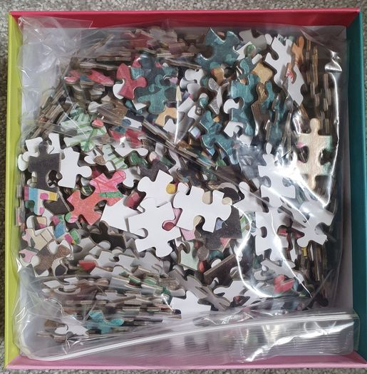 Galison Wintry Cats 500 Piece Puzzle