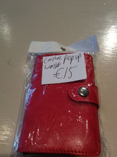 Leather pop up wallet