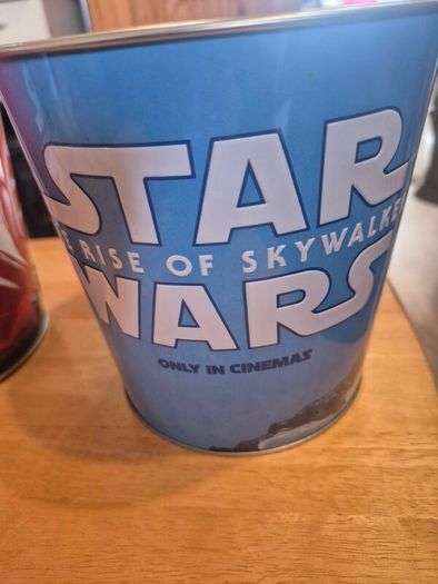 2 star Wars Rise of the skywalker popcorn buckets