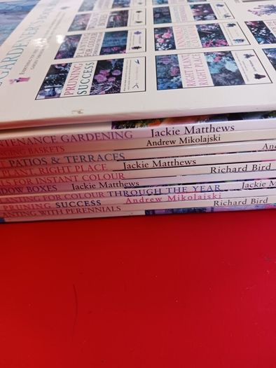 The Gardeners Book Box
