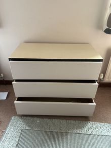 Free chest of drawers