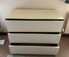 Free chest of drawers