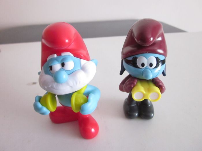Burger King Smurfs Papa /Moxie Figures 2024