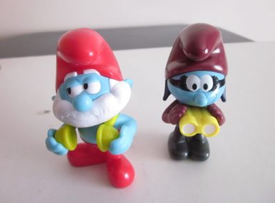 Burger King Smurfs Papa /Moxie Figures 2024