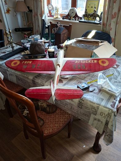 Vintage Very Large Airplane FROG Attacker 325, Ideal for an eye catcher Display, Collection