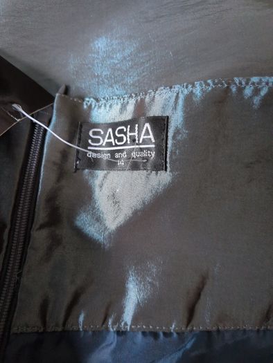 Sasha Shimmer Blue Lined  Skirt.   S.14.  B.N.W.T.