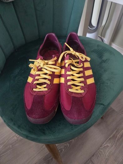 womens trainers
