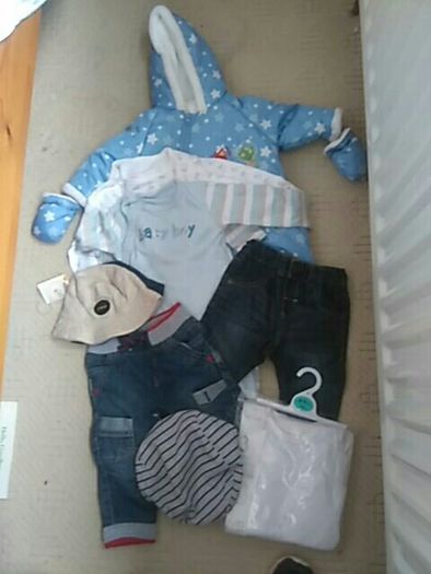 Bnwt + Bnwot 6-9 Mths Bundle