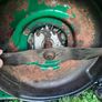 Petrol lawnmower with grassbox Image 6