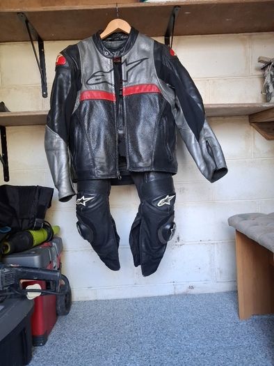 motobike leathers