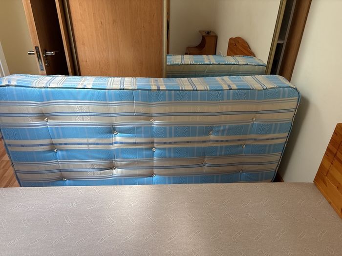 Single bed 6ft2 by 3ft