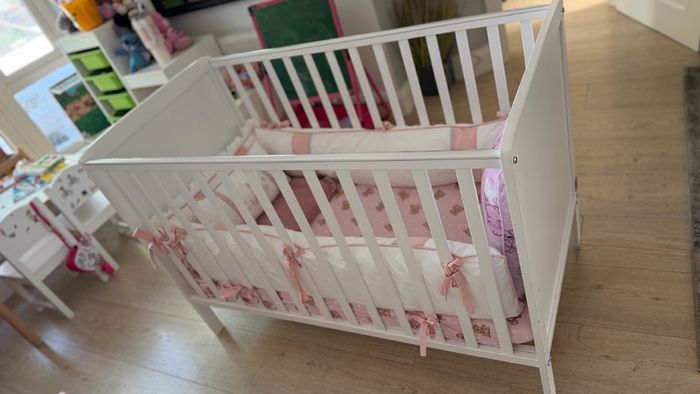 Baby cot