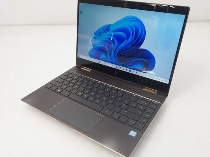 HP Spectre X360 13-Ae003na 13.3" Touchscreen Laptop i7-8550U 16GB RAM 512GB NVME SSD Windows 11 Pro