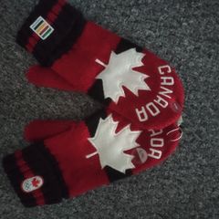 ski gloves